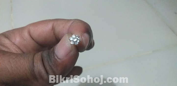 Diamond Nose Pin